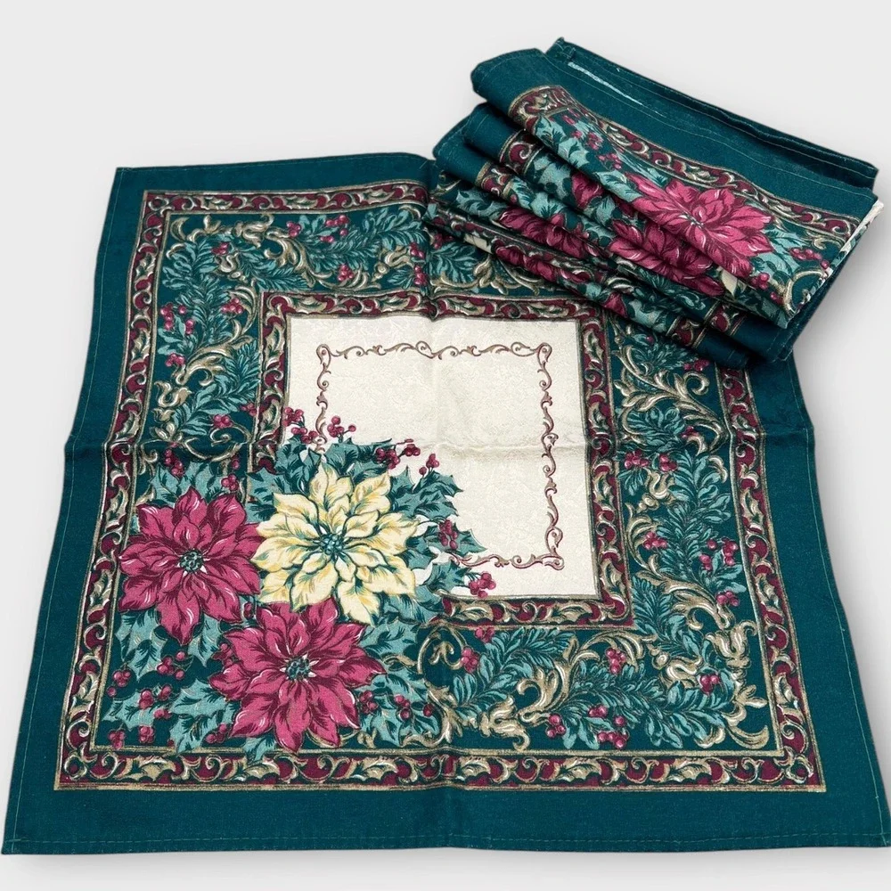 Set 8 Holiday Christmas Poinsettia Napkins Cotton 16